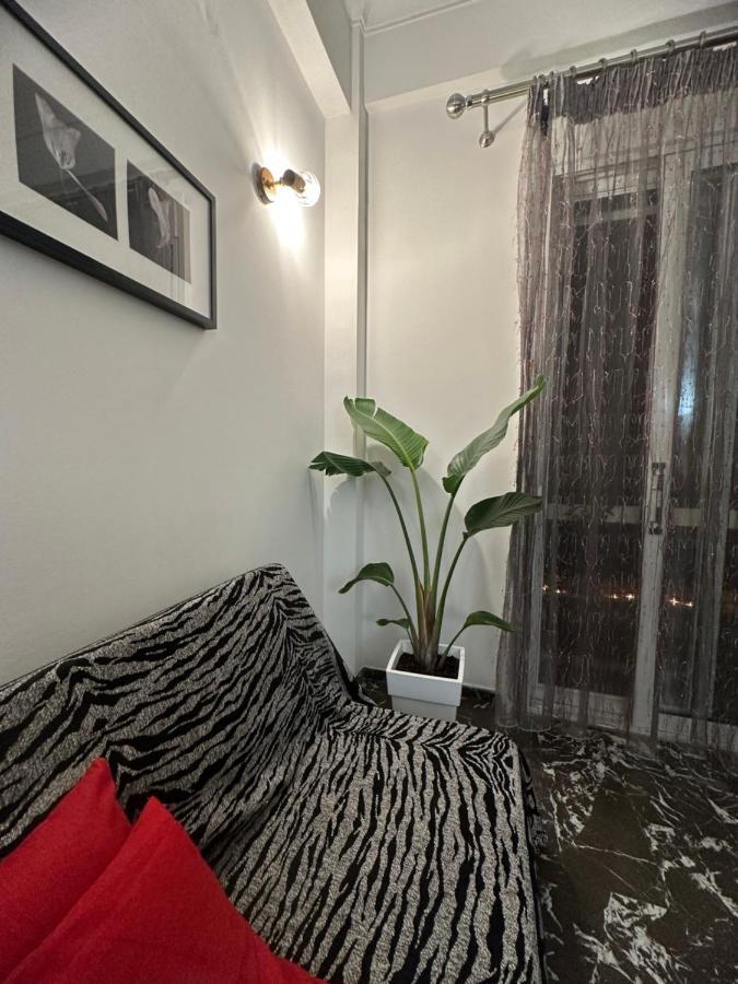 Modern & Minimal Athens Apartment Extérieur photo